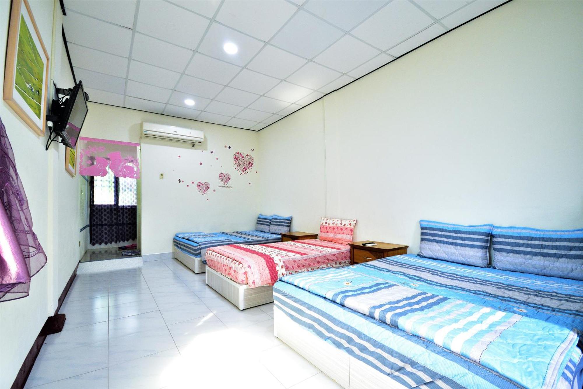 XI Cun Homestay Тонхэ Экстерьер фото