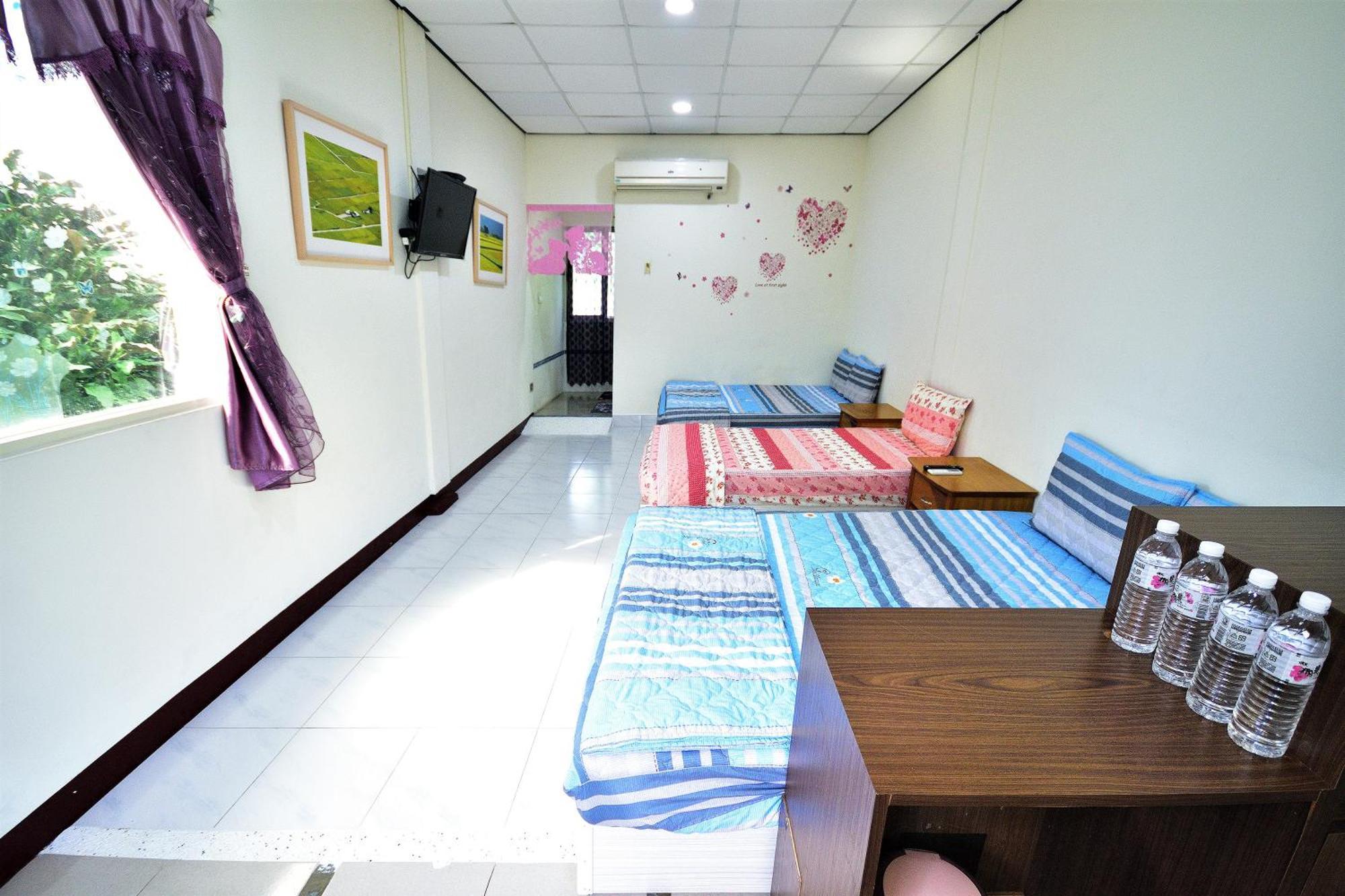 XI Cun Homestay Тонхэ Экстерьер фото