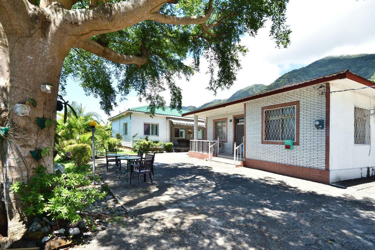 XI Cun Homestay Тонхэ Экстерьер фото